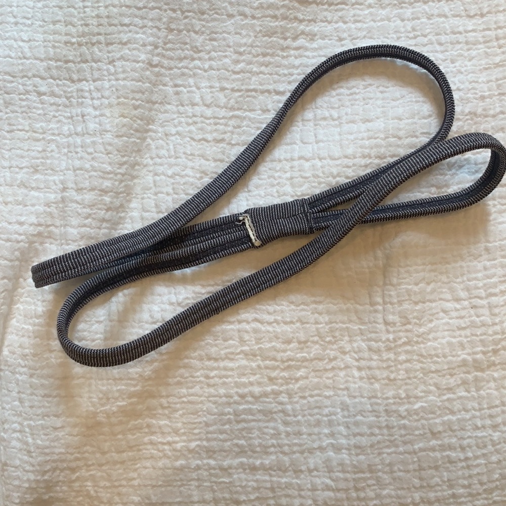 Lululemon headband - Picture 4 of 4